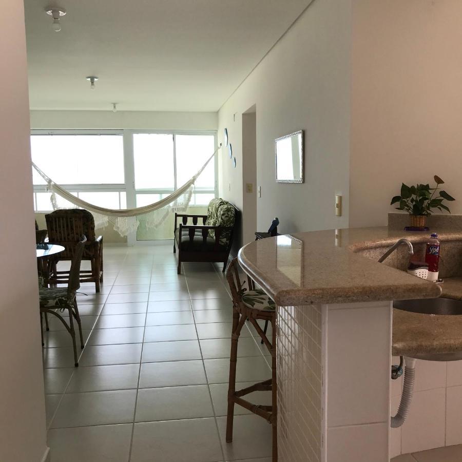 Apartamento Pe Na Areia Frente Para O Mar E Piscina Na Prainha Caraguatatuba Exterior photo