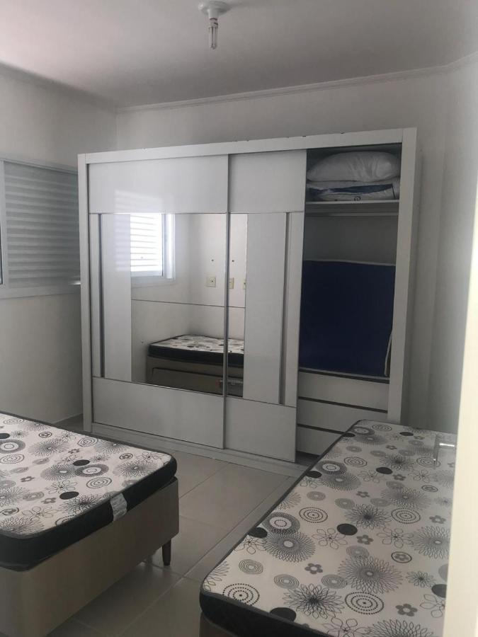 Apartamento Pe Na Areia Frente Para O Mar E Piscina Na Prainha Caraguatatuba Exterior photo